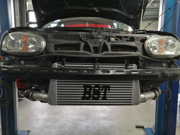 Golf4 R32 BST Turbo Ladeluftkühler bis 700PS